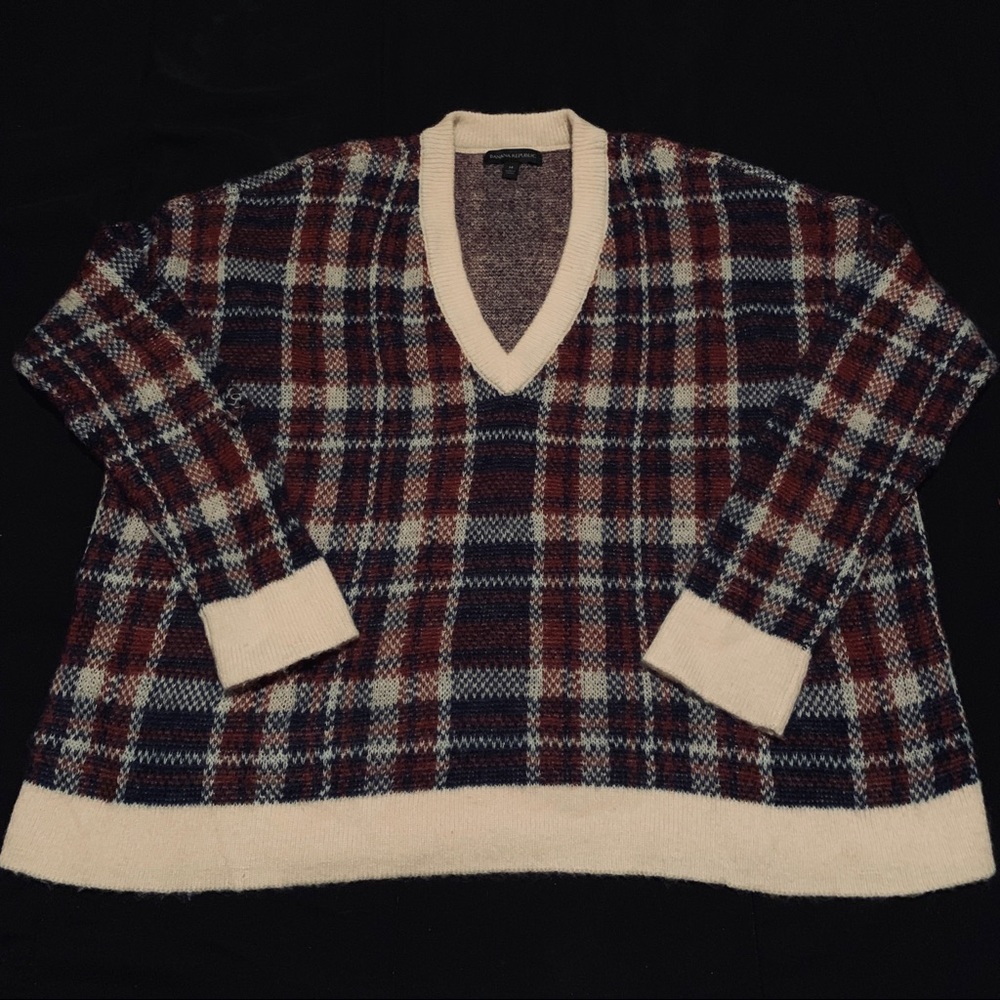 WOMENS BANANA REPUBLIC OVERSIZED PLAID SWEATER!